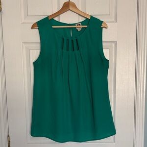 Anne Klein sleeveless blouse